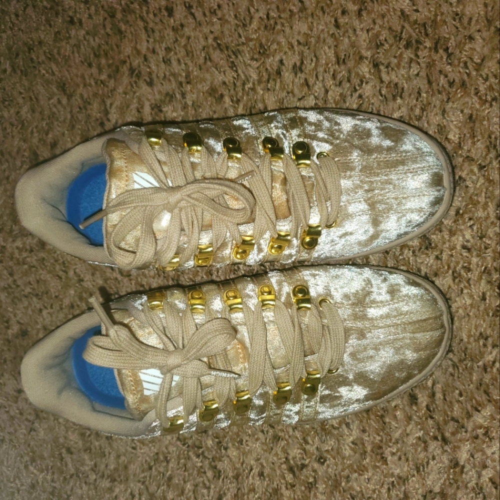 K-Swiss women's sneakers